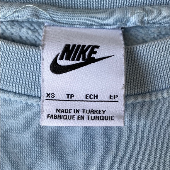 Nike Men's Blue Sweater - Picture 2 of 3